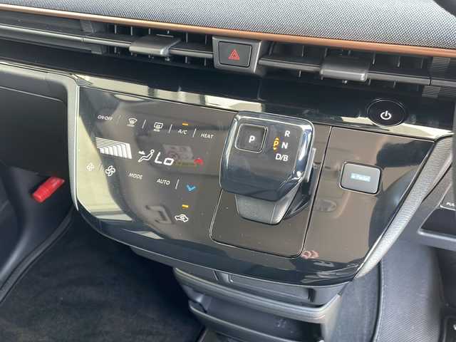 日産 サクラ X 愛知県 2023(令5)年 1.3万km 青 衝突被害軽減ブレーキ/純正9インチディスプレイオーディオ（ナビ無し）/Bluetooth/コーナーセンサー/純正アルミホイール/LEDヘッドライト/ドライブレコーダー/ステアリングスイッチ/スマートキー/プッシュスタート