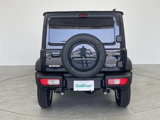 スズキ ジムニー ノマド FC 愛知県 2025(令7)年 0.1万km未満 黒 登録済み未使用車　/前席シートヒーター/スズキセーフティサポート/・スズキデュアルカメラサポート/・コーナーセンサー　/・アダプティブクルーズコントロール　/・車線逸脱防止装置　/・後方誤進抑制機能　/・先行車発進お知らせ機能/・標識認識機能/ダウンヒルアシストコントロール/トランスフォーレバー/ステアリングリモコン　/革巻きステアリング　/フォグランプ　/ミラーヒーター　/純正フロアマット/純正15インチAW/純正LEDヘッドランプ