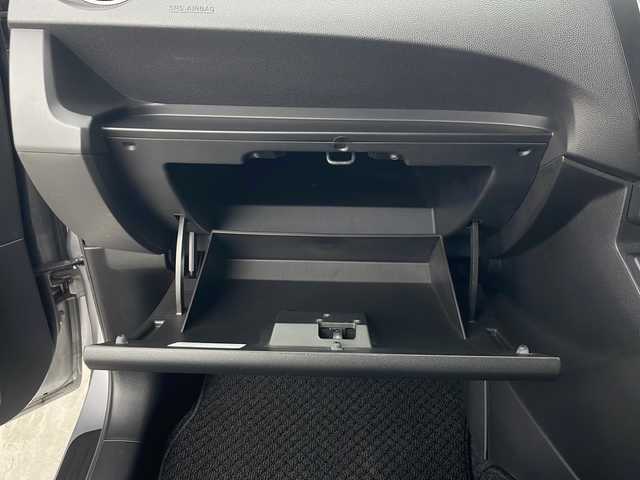 日産 ラフェスタ ハイウェイスター 秋田県 2015(平27)年 0.6万km アルミニウムシルバー ４WD/純正ナビ【FM/AM/CD/DVD/BT】　/左側パワースライドドア　/ＥＴＣ　/バックカメラ　/前方ドライブレコーダー　/ソナー　/シートカバー　/ステアリングリモコン　/横滑り防止装置　/電格ミラー　/フルセグＴＶ /フォグライト  /ウィンカーミラー/純正AW/スマートキー/スペアキー有り/保証書/取扱説明書