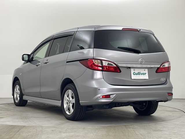 日産 ラフェスタ ハイウェイスター 秋田県 2015(平27)年 0.6万km アルミニウムシルバー ４WD/純正ナビ【FM/AM/CD/DVD/BT】　/左側パワースライドドア　/ＥＴＣ　/バックカメラ　/前方ドライブレコーダー　/ソナー　/シートカバー　/ステアリングリモコン　/横滑り防止装置　/電格ミラー　/フルセグＴＶ /フォグライト  /ウィンカーミラー/純正AW/スマートキー/スペアキー有り/保証書/取扱説明書
