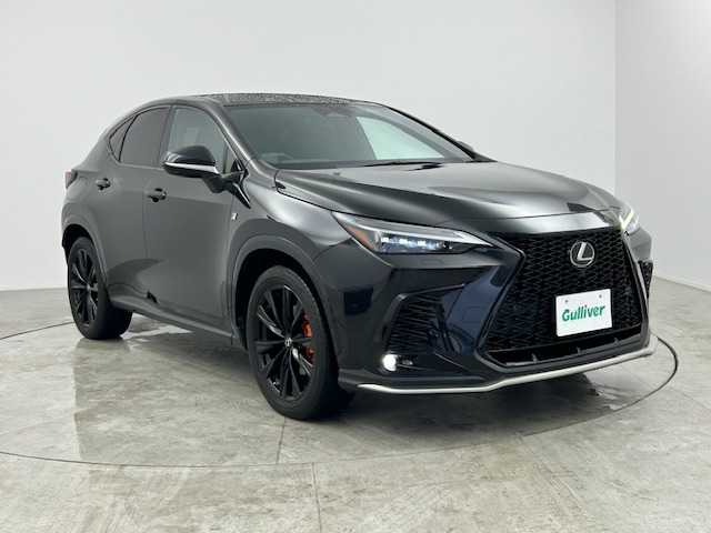 レクサス ＮＸ 450h+ Fスポーツ 愛知県 2023(令5)年 4.4万km グラファイトブラックガラスフレーク メーカー14型ディスプレイナビ/（FM/AM/フルセグTV/BT)/全方位バックカメラ/レザーシート/前席シートベントレーション/全席シートヒーター/前席パワーシート/ステアリングヒーター/置くだけ充電/デジタルインナーミラー/電動リアゲート/レクサスセーフティシステム＋/・プリクラッシュセーフティ/・レーダークルーズコントロール/・ヘッドアップディスプレイ/・レーントレーシングアシスト/・アダクティブハイビームシステム/・ロードサイン/・発進遅れ告知機能/・フロントクロストラフィックアラート/・クリアランスソナー/純正LEDヘッドライト/純正20インチAW