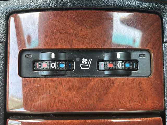 レクサス ＨＳ 250h バージョンI 高知県 2009(平21)年 14.1万km ブラックオパールマイカ 純正フルセグナビ /【CD TV DVD 】/バックカメラ　/ビルトインETC　/純正17インチアルミホイール　/クルーズコントロール　/プッシュスタート　/スペアキー　/パワーシート　/シートヒーター　/カーテンエアバック/取扱説明書/純正フロアマット