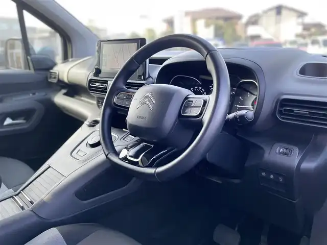 シトロエン ベルランゴ シャイン 栃木県 2021(令3)年 2万km 茶 AppleCarPlay/ナビ/フルセグTV/サイド・バックカメラ/ETC/パドルシフト/ACC/アクティブセーフブレーキ/ブラインドスポット /両側スライドドア/パノラミックガラスルーフ/ドライブレコーダー