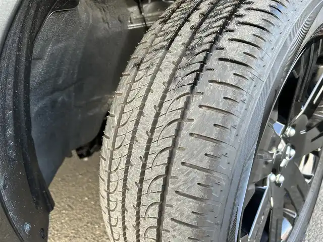 三菱 デリカＤ：５ シャモニー 宮城県 2025(令7)年 0.1千km グラファイトグレーメタリック/ブラックマイカ CHAMONIX (7人)　/ナビ取付パッケージ＋後席用モニター取付パッケージ/電動サイドステップレス/＝＝＝/e-Assist/・衝突被害軽減ブレーキシステム/・車線逸脱警報システム/・レーダークルーズコントロール/・オートマチックハイビーム/・誤発進抑制機能（前進時）/・後側方車両検知警報システム/・後退時車両検知警報システム/アルパイン11インチナビ（EX11NX）/・CD/DVD/・Bluetooth/・フルセグTV/マルチアラウンドモニター（自動暴言ルームミラー）/ワンタッチ開閉機能付パワースライドドア（両側）/パワーバックドア/ハーフレザーシート/運転席パワーシート/シートヒーター/ステアリングヒーター/革巻きステアリング/ステアリングスイッチ/パドルシフト/電動パーキングブレーキ/ブレーキホールド/LEDヘッドランプ/フォグランプ/オートライト/スマートキー＆プッシュスタート/スペアキー1本/電動格納ミラー/純正18インチアルミホイール/W/サイド/カーテンエアバッグ