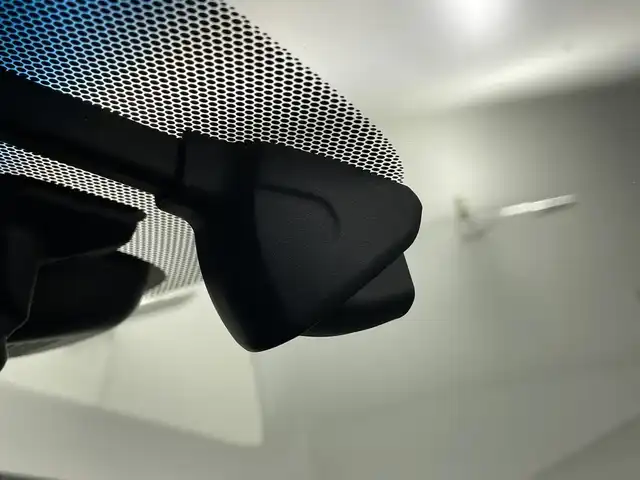 ホンダ フリード ハイブリット G ホンダセンシング 愛知県 2020(令2)年 6.7万km プラチナホワイトパール 禁煙車/純正7インチナビ/（DVD/CD/Bluetooth/フルセグTV/SD)/バックカメラ/ホンダセンシング/・衝突軽減ブレーキ/・レーダークルーズコントロール/・レーンキープアシスト/ドライブレコーダー/ETC/両側パワースライドドア/LEDヘッドライト/15インチアルミホイール/スマートキー/プッシュスタート/フロアマット/横滑り防止装置