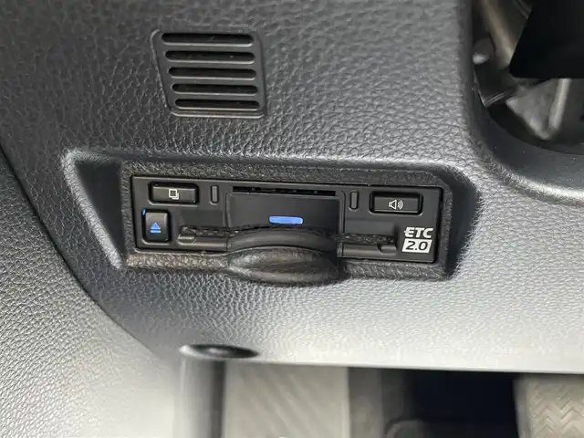 トヨタ ノア S－Z 宮崎県 2022(令4)年 4.3万km アティチュードブラックマイカ 純正10.5型ナビ/フルセグTV/両側パワースライドドア/パワーバックドア/パノラミックビューモニター/ビルトインETC2.0/ドライブレコーダー/駐車支援システム/パーキングサポートブレーキ/ブラインドスポットモニター/カラーヘッドアップディスプレイ/デジタルインナーミラー/プロジェクター式LEDヘッドランプ/デュアルオートエアコン/革巻きステアリング/ステアリングヒーター/ハーフレザーシート/前席/2列目シートヒーター/2列目オットマン/純正17インチアルミホイール/スマートエントリー/スタートシステム/禁煙車