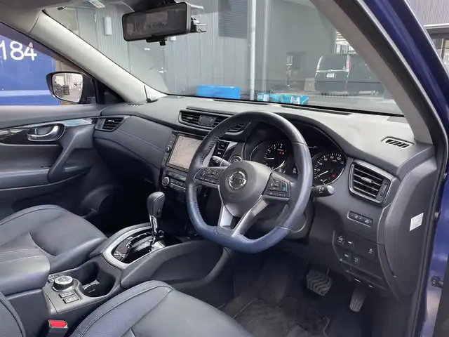 日産 エクストレイル オーテック iパッケージ 滋賀県 2019(令1)年 4.2万km カスピアンブルー 純正9インチナビ/・Bluetooth/CD/DVD/USB/HDMI/フルセグ/全方位カメラ/インテリジェントルームミラー/レザーシート/パワーリアゲート/全席シートヒーター/プッシュスタート/ステアリングリモコン/電子パーキング/オートホールド/オートハイビーム/前後ソナー/ルーフレール/ビルトインETC
