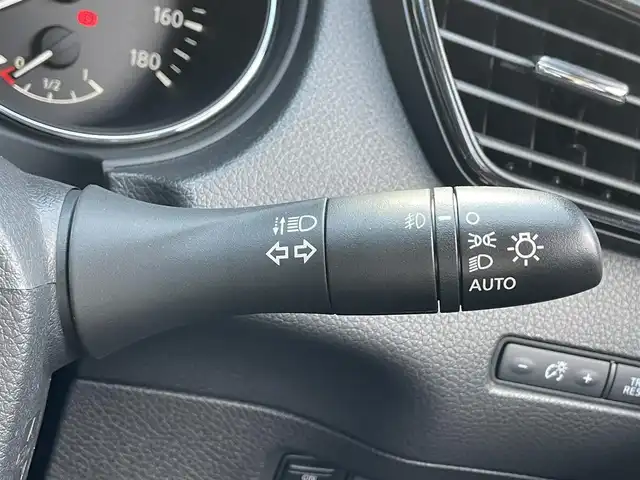 日産 エクストレイル オーテック iパッケージ 滋賀県 2019(令1)年 4.2万km カスピアンブルー 純正9インチナビ/・Bluetooth/CD/DVD/USB/HDMI/フルセグ/全方位カメラ/インテリジェントルームミラー/レザーシート/パワーリアゲート/全席シートヒーター/プッシュスタート/ステアリングリモコン/電子パーキング/オートホールド/オートハイビーム/前後ソナー/ルーフレール/ビルトインETC
