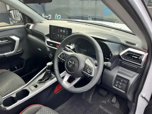 トヨタ ライズ Z 滋賀県 2025(令7)年 0.1千km シャイニングホワイトパール 純正9インチディスプレイオーディオ/（BT/USB/AppleCarPlay/AndroidAuto）/バックカメラ/D/Nシートヒーター/衝突被害軽減ブレーキ/追従レーダークルーズコントロール/前後コーナーセンサー/レーンキープアシスト/純正LEDヘッドライト/オートライト/オートハイビーム/ABS/盗難防止システム/ブレーキホールド/純正17インチAW/アイドリングストップ/スマートキー