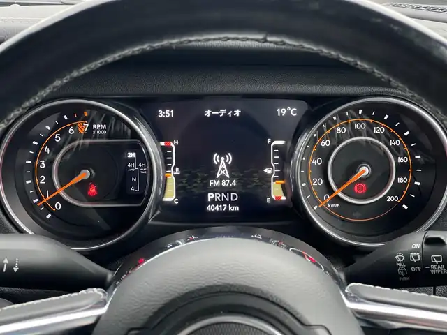 クライスラー・ジープ ジープ ラングラー アンリミテッド サハラ 山梨県 2020(令2)年 4.1万km ブラック 黒革シート/前席シートヒーター/ステアリングヒーター/純正Ｕｃｏｎｎｅｃｔナビ/バックカメラ/左サイドカメラ/フロントカメラ/ＡｐｐｌｅＣａｒＰｌａｙ　/ＡｎｄｒｏｉｄＡｕｔｏ　/フルセグ　/ＵＳＢ　/ＡＵＸ　/Bluetooth/アルパインスピーカー/ＡＣＣ　/ＢＳＡ