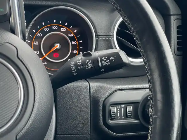 クライスラー・ジープ ジープ ラングラー アンリミテッド サハラ 山梨県 2020(令2)年 4.1万km ブラック 黒革シート/前席シートヒーター/ステアリングヒーター/純正Ｕｃｏｎｎｅｃｔナビ/バックカメラ/左サイドカメラ/フロントカメラ/ＡｐｐｌｅＣａｒＰｌａｙ　/ＡｎｄｒｏｉｄＡｕｔｏ　/フルセグ　/ＵＳＢ　/ＡＵＸ　/Bluetooth/アルパインスピーカー/ＡＣＣ　/ＢＳＡ