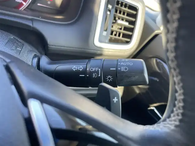 ホンダ オデッセイ アブソルート ホンダセンシング 富山県 2018(平30)年 7万km プラチナホワイトパール 純正ナビ／/フルセグＴＶ／/ＤＶＤ再生／/Ｂｌｕｅｔｏｏｔｈ／/バックカメラ／/ＨＤＭｉ入力端子／/運転席助手席シートヒーター／/運転席パワーシート／/レーダークルコン／/レーンキープアシスト／/ビルトインＥＴＣ/LEDオートライト/ＬＥＤフォグライト