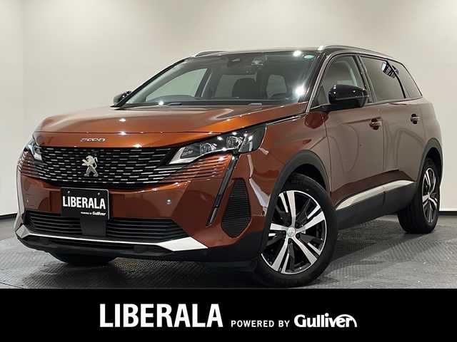 プジョー ５００８ GT 新潟県 2021(令3)年 2.1万km 茶 オプション/パノラミックスライディングルーフ/タッチスクリーン専用カーナビゲーションユニット/フルセグTV/標準装備/アダプティブクルーズコントロール/アドバンスドグリップコントロール（ヒルディセントコントロール付）/アクティブセーフティブレーキ（被害軽減ブレーキ）ディスタンスアラート/ワイドバックアイカメラ/レーンキーピングアシスト/アダプティブヘッドライト/インテリジェントハイビーム/ブラインドスポットモニター/ハンズフリーフットトランクオープナー/Peugeot ミラースクリーン/AppleCarPlay/AndroidAuto/ETC