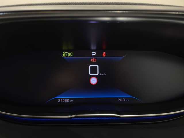 プジョー ５００８ GT 新潟県 2021(令3)年 2.1万km 茶 オプション/パノラミックスライディングルーフ/タッチスクリーン専用カーナビゲーションユニット/フルセグTV/標準装備/アダプティブクルーズコントロール/アドバンスドグリップコントロール（ヒルディセントコントロール付）/アクティブセーフティブレーキ（被害軽減ブレーキ）ディスタンスアラート/ワイドバックアイカメラ/レーンキーピングアシスト/アダプティブヘッドライト/インテリジェントハイビーム/ブラインドスポットモニター/ハンズフリーフットトランクオープナー/Peugeot ミラースクリーン/AppleCarPlay/AndroidAuto/ETC