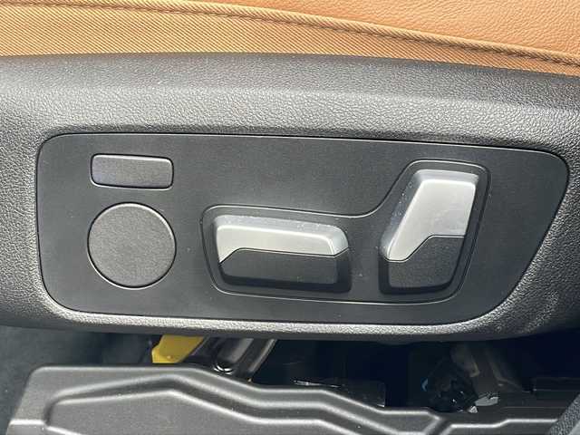 ＢＭＷ Ｘ４ xDrive 20d Mスポーツ 三重県 2021(令3)年 4.5万km サファイアブラックP 純正ナビ /全周囲カメラ/BSM /ワイヤレス充電 /パーキングアシスト /本革シート/前後コーナーセンサー /全席シートヒーター /前席パワーシート/メモリシート /パワーバックドア /USB・タイプC /レーダークルーズコントロール/レーンキープアシスト/革巻きステアリング/ステアリングスイッチ/フロアマット/パドルシフト/LEDヘッドライト/電動格納ミラー/禁煙車