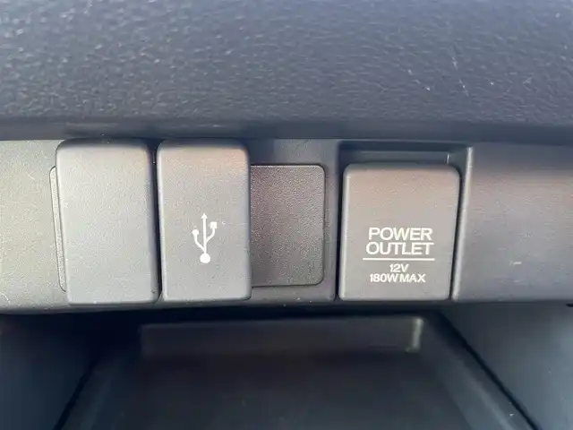 ホンダ オデッセイ アブソルート EX 山形県 2014(平26)年 10.5万km クリスタルブラックパール (株)IDOMが運営する【じしゃロン山形店】の自社ローン専用車両になります。/こちらは現金またはオートローンご利用時の価格です。/自社ローンご希望の方は別途その旨お申付け下さい。/純正SDナビ/（CD/DVD/BT/TV）/バックカメラ/両側パワースライドドア/フリップダウンモニター/クルーズコントロール/ETC/パドルシフト/アイドリングストップ/横滑り防止/社外レーダー/ドライブレコーダー/D席パワーシート/ブラインドスポット/革巻きステアリング/プッシュスタート/スマートキー/ウィンカーミラー/フォグランプ/ドアバイザー