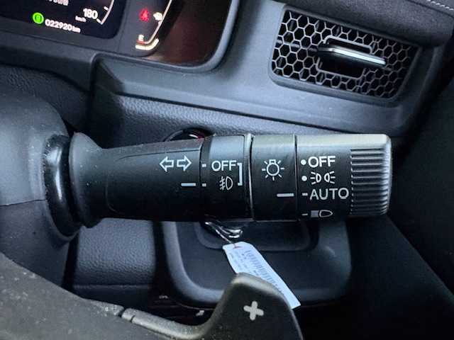 ホンダ ステップワゴン スパーダ eHEV プレミアムライン 大阪府 2022(令4)年 2.3万km クリスタルブラックパール 純正１５．６型フリップダウンモニター　/純正１１．４型ナビ　/全方位カメラ　/フルセグ/ブラインドスポットモニター/ホンダセンシング　/パワーバックドア　/両側パワースライドドア　/ドラレコ　/前席／後席シートヒーター　/ビルトインＥＴＣ　/オットマンチェア/スマートキー