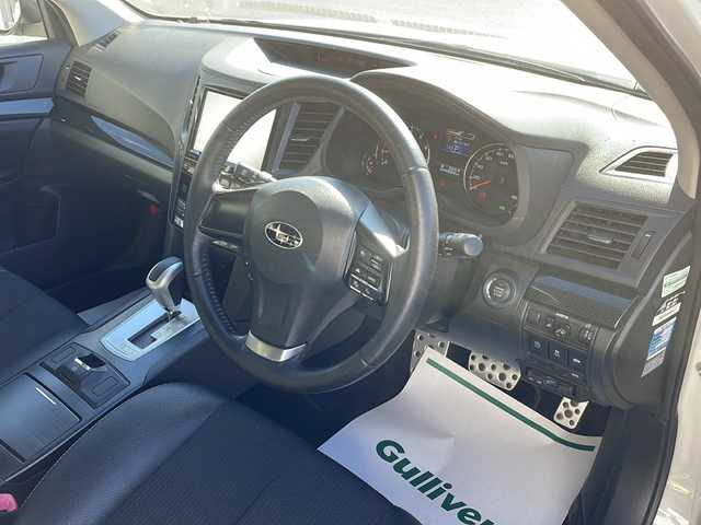 スバル レガシィ Ｂ４ 2．5i Bスポーツ アイサイトG 山形県 2014(平26)年 4.5万km サテンホワイトパール 禁煙車/ワンオーナー/アイサイト/・レーンキープアシスト/・全車速追従機能付クルーズコントロール/・AT誤発進抑制制御/純正ナビ（DOP）/CD.DVD.BT.USB.SD/地デジ/バックカメラ/ETC/ハーフレザーシート/パワーシート/電動パーキングブレーキ/LEDヘッドライト/プッシュスタート/スマートキー