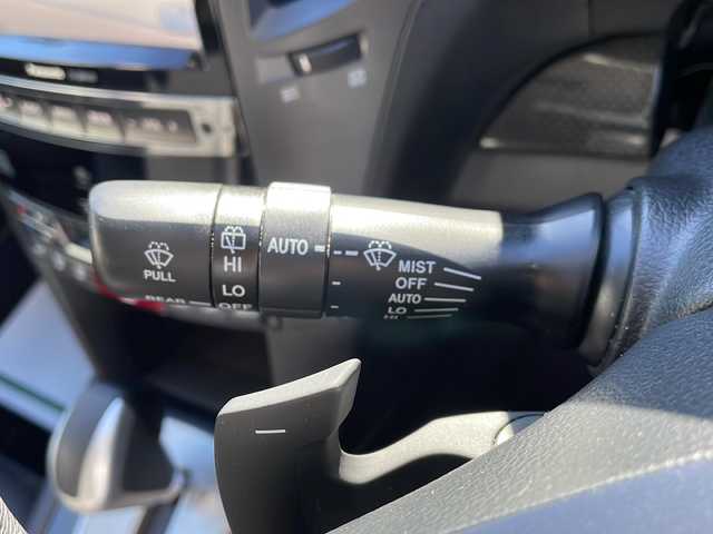 スバル レガシィ Ｂ４ 2．5i Bスポーツ アイサイトG 山形県 2014(平26)年 4.5万km サテンホワイトパール 禁煙車/ワンオーナー/アイサイト/・レーンキープアシスト/・全車速追従機能付クルーズコントロール/・AT誤発進抑制制御/純正ナビ（DOP）/CD.DVD.BT.USB.SD/地デジ/バックカメラ/ETC/ハーフレザーシート/パワーシート/電動パーキングブレーキ/LEDヘッドライト/プッシュスタート/スマートキー