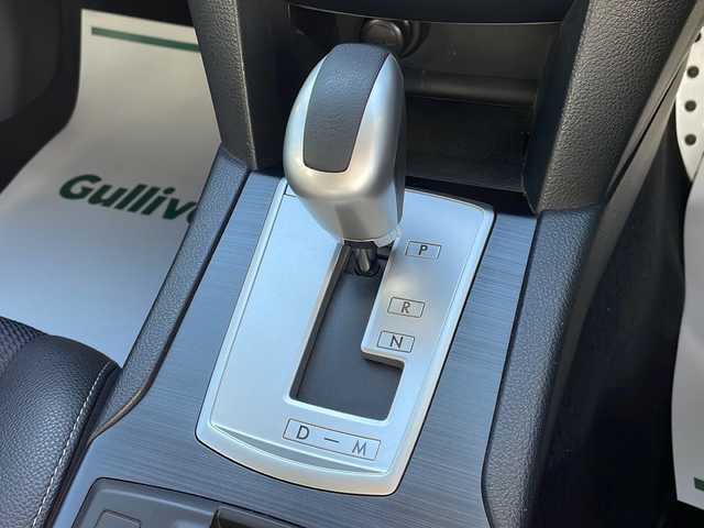 スバル レガシィ Ｂ４ 2．5i Bスポーツ アイサイトG 山形県 2014(平26)年 4.5万km サテンホワイトパール 禁煙車/ワンオーナー/アイサイト/・レーンキープアシスト/・全車速追従機能付クルーズコントロール/・AT誤発進抑制制御/純正ナビ（DOP）/CD.DVD.BT.USB.SD/地デジ/バックカメラ/ETC/ハーフレザーシート/パワーシート/電動パーキングブレーキ/LEDヘッドライト/プッシュスタート/スマートキー