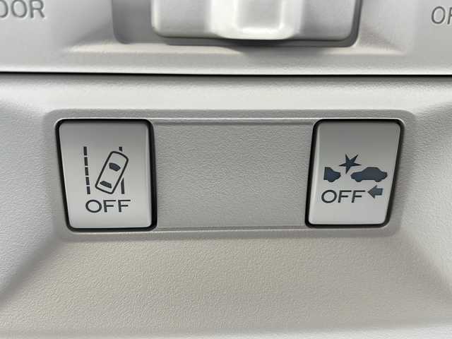 スバル レガシィ Ｂ４ 2．5i Bスポーツ アイサイトG 山形県 2014(平26)年 4.5万km サテンホワイトパール 禁煙車/ワンオーナー/アイサイト/・レーンキープアシスト/・全車速追従機能付クルーズコントロール/・AT誤発進抑制制御/純正ナビ（DOP）/CD.DVD.BT.USB.SD/地デジ/バックカメラ/ETC/ハーフレザーシート/パワーシート/電動パーキングブレーキ/LEDヘッドライト/プッシュスタート/スマートキー