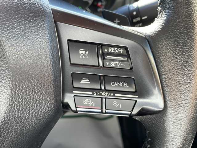 スバル レガシィ Ｂ４ 2．5i Bスポーツ アイサイトG 山形県 2014(平26)年 4.5万km サテンホワイトパール 禁煙車/ワンオーナー/アイサイト/・レーンキープアシスト/・全車速追従機能付クルーズコントロール/・AT誤発進抑制制御/純正ナビ（DOP）/CD.DVD.BT.USB.SD/地デジ/バックカメラ/ETC/ハーフレザーシート/パワーシート/電動パーキングブレーキ/LEDヘッドライト/プッシュスタート/スマートキー