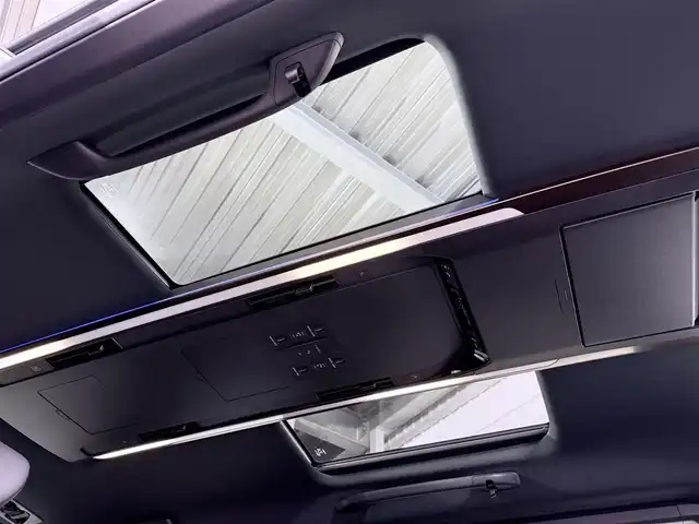 トヨタ アルファードハイブリット Z 大阪府 2024(令6)年 0.8万km プラチナホワイトパールマイカ サンルーフ トヨタチームメイト 衝突軽減B 360カメラ 後席モニター レーダークルーズC ハンドルヒーター 両側電動ドア パワーバックドア AC100V BSM ドラレコ プッシュスタート ETC