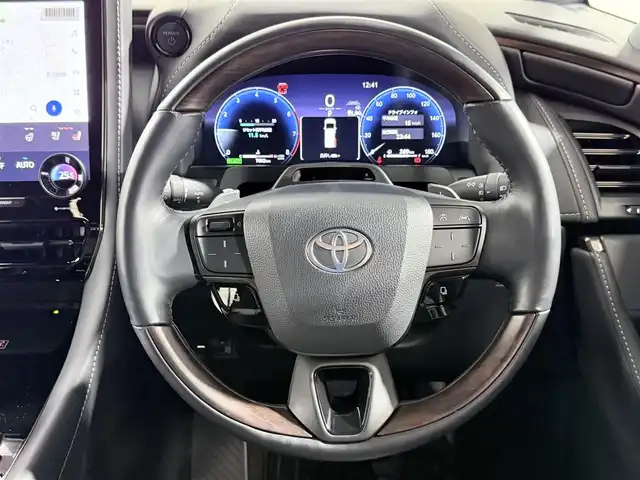 トヨタ アルファードハイブリット Z 大阪府 2024(令6)年 0.8万km プラチナホワイトパールマイカ サンルーフ トヨタチームメイト 衝突軽減B 360カメラ 後席モニター レーダークルーズC ハンドルヒーター 両側電動ドア パワーバックドア AC100V BSM ドラレコ プッシュスタート ETC