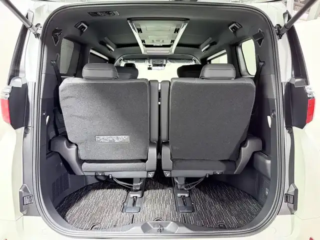 トヨタ アルファードハイブリット Z 大阪府 2024(令6)年 0.8万km プラチナホワイトパールマイカ サンルーフ トヨタチームメイト 衝突軽減B 360カメラ 後席モニター レーダークルーズC ハンドルヒーター 両側電動ドア パワーバックドア AC100V BSM ドラレコ プッシュスタート ETC