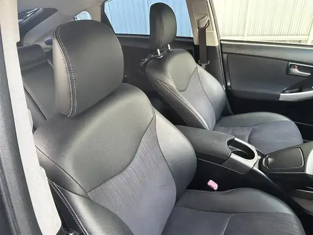 トヨタ プリウス G ツーリングセレクション 愛知県 2013(平25)年 10.1万km ホワイトパールクリスタルシャイン 純正HDDナビ(FM/AM/CD/DVD/BT/フルセグ)/モデリスタエアロ/バックカメラ/パワーシート(D席)/ハーフレザーシート/LEDヘッドライト/フォグランプ/純正AW17インチ/電動格納ミラー/純正フロアマット/ETC/クルーズコントロール/トノカバー/プッシュスタート/スマートキー・スペアキー１本/ステアリングリモコン/ABS/取扱説明書・保証書