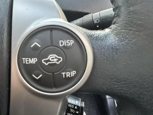 トヨタ プリウス G ツーリングセレクション 愛知県 2013(平25)年 10.1万km ホワイトパールクリスタルシャイン 純正HDDナビ(FM/AM/CD/DVD/BT/フルセグ)/モデリスタエアロ/バックカメラ/パワーシート(D席)/ハーフレザーシート/LEDヘッドライト/フォグランプ/純正AW17インチ/電動格納ミラー/純正フロアマット/ETC/クルーズコントロール/トノカバー/プッシュスタート/スマートキー・スペアキー１本/ステアリングリモコン/ABS/取扱説明書・保証書