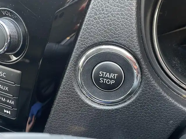 日産 エクストレイル ハイブリッド 20X エクストリーマーXエマージェンシーブレーキ 兵庫県 2015(平27)年 9.2万km ダイヤモンドブラック 株)IDOMが運営する【じしゃロン西宮店】の自社ローン対象車両になります。こちらは現金ご利用時の価格です。/自社ローンご希望の方は別途その旨お申付け下さい。/＊純正ナビ/＊フルセグテレビ/＊アラウンドビューモニター/＊ドラレコ/＊ETC/＊パワーバックドア