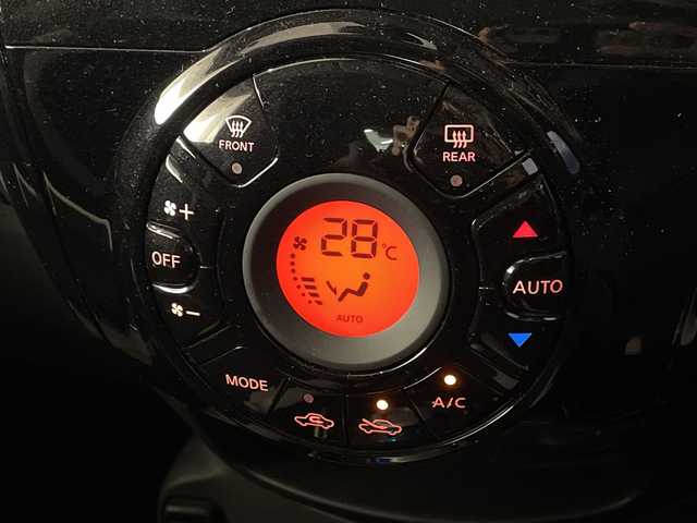 日産 ノート e－パワー X 愛知県 2017(平29)年 2.5万km プレミアムコロナオレンジ 純正ナビ　SDカードなし/全方位カメラ/コーナーセンサー/純正アルミホイール/ＥＴＣ/インテリジェントミラー/レーンキープアシスト/ドライブレコーダー/衝突軽減システム/フルセグ/CD DVD/Bluetooth/ステアリングスイッチ/スマートキー/プッシュスタート