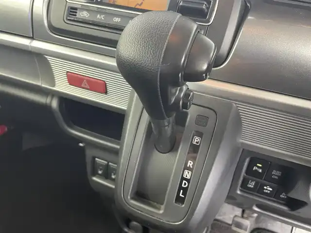 スズキ スペーシア ギア HYBRID XZ 富山県 2019(平31)年 2.1万km ブリスクブルーメタリック/ガンメタリック2トーンルーフ 純正ナビ【CN-RZ746W】/(AM/FM/CD/DVD/SD/USB/BT)/フルセグTV/アラウンドビューモニター/ヘッドアップディスプレイ/両側パワースライドドア/衝突被害軽減ブレーキ/レーンキープアシスト/オートマチックハイビーム/LEDヘッドライト/リアパーキングセンサー/前席シートヒーター/ドライブレコーダー/ビルトインETC/スマートキー×２/プッシュスタート/アイドリングストップ/純正フロアマット