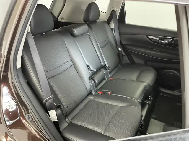 日産 エクストレイル 20Xi 埼玉県 2019(平31)年 3.8万km インペリアルアンバーP エマージェンシーブレーキ/純正9型ナビTV/（MM518D-L/CD/DVD/Bluetooth/フルセグTV)/純正ドライブレコーダー/純正LEDオートライト/純正フォグ/純正18インチアルミ/純正セキュリティアラーム/純正フロアマット/プロパイロット/アラウンドビューモニター/クリアランスソナー/電子パーキング/オートホールド/パワーバックドア/カプロン撥水シート/全席シートヒーター/ヒーテッドミラー/ウインカードアミラー/本革巻ハンドル/ETC/インテリジェントキー/プッシュエンジンスタート/スペアキー
