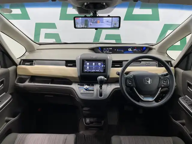 ホンダ フリード G ホンダセンシング 鹿児島県 2016(平28)年 10.2万km コバルトブルーパール 純正ナビ/(フルセグ/BluetoDVD/CD)/ホンダセンシング/　・衝突軽減ブレーキ (CMBS)/　・車線逸脱防止機能/　・先行車発進お知らせ機能/　・誤発進抑制機能/　・標識認識機能/　・アダプティブクルーズコントロール (ACC)/デジタルインナーミラー/バックカメラ/ビルトインETC/両側パワースライドドア/純正フロアマット/ドアバイザー/LEDヘッドライト/ステアリングリモコン/電動格納ミラー