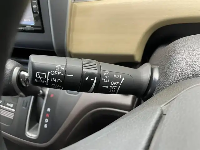 ホンダ フリード G ホンダセンシング 鹿児島県 2016(平28)年 10.2万km コバルトブルーパール 純正ナビ/(フルセグ/BluetoDVD/CD)/ホンダセンシング/　・衝突軽減ブレーキ (CMBS)/　・車線逸脱防止機能/　・先行車発進お知らせ機能/　・誤発進抑制機能/　・標識認識機能/　・アダプティブクルーズコントロール (ACC)/デジタルインナーミラー/バックカメラ/ビルトインETC/両側パワースライドドア/純正フロアマット/ドアバイザー/LEDヘッドライト/ステアリングリモコン/電動格納ミラー