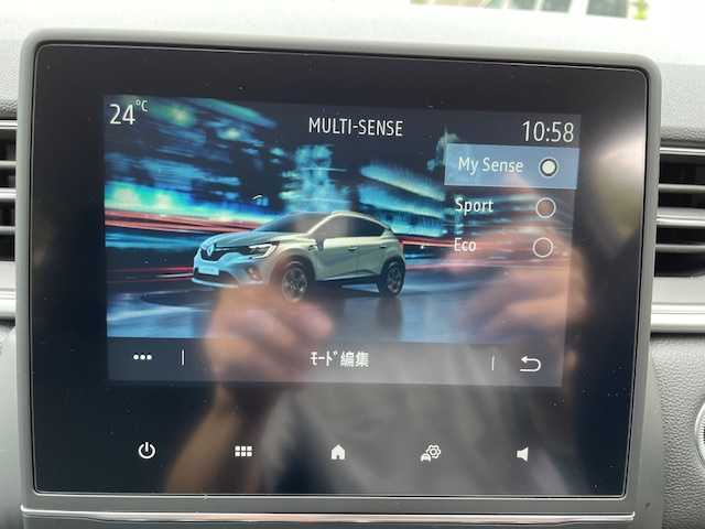 ルノー キャプチャー インテンス 東京都 2022(令4)年 1.9万km 青Ⅱ 外装：ブルーアイロンＭ/ノワールエトワールＭ/運転支援システム（安全装備）詳細は検査員記入欄参照/ワンオーナー/保証書・取説/Egプッシュスタート・スマートキー×2/マルチセンス（ドライブモード）/革巻きステア・パドルシフト・ステアヒーター・ステアリングスイッチ/アイドリングストップ/黒ハーフレザーシート・前席シートヒーター/マルチファンクションディスプレイ（純正オーディオ）/BT・AUX・USB×２・AppleCarPlay・AndroidAuto/360°カメラ・パーキングアシスト/クリアランスソナー/ビルトインETC（2.0）/外前後ドラレコ（ZDR-035KT-P）/純正18インチアルミ/フルLEDピュアビジョンヘッドライト・オートライト/サイドステップ/AUTO HOLD/シルバールーフレール/トノカバー/後席充電用USB×２/オートワイパー