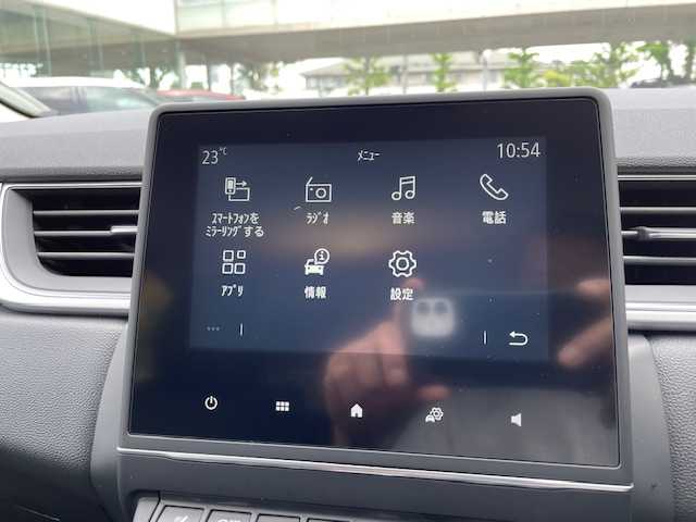 ルノー キャプチャー インテンス 東京都 2022(令4)年 1.9万km 青Ⅱ 外装：ブルーアイロンＭ/ノワールエトワールＭ/運転支援システム（安全装備）詳細は検査員記入欄参照/ワンオーナー/保証書・取説/Egプッシュスタート・スマートキー×2/マルチセンス（ドライブモード）/革巻きステア・パドルシフト・ステアヒーター・ステアリングスイッチ/アイドリングストップ/黒ハーフレザーシート・前席シートヒーター/マルチファンクションディスプレイ（純正オーディオ）/BT・AUX・USB×２・AppleCarPlay・AndroidAuto/360°カメラ・パーキングアシスト/クリアランスソナー/ビルトインETC（2.0）/外前後ドラレコ（ZDR-035KT-P）/純正18インチアルミ/フルLEDピュアビジョンヘッドライト・オートライト/サイドステップ/AUTO HOLD/シルバールーフレール/トノカバー/後席充電用USB×２/オートワイパー