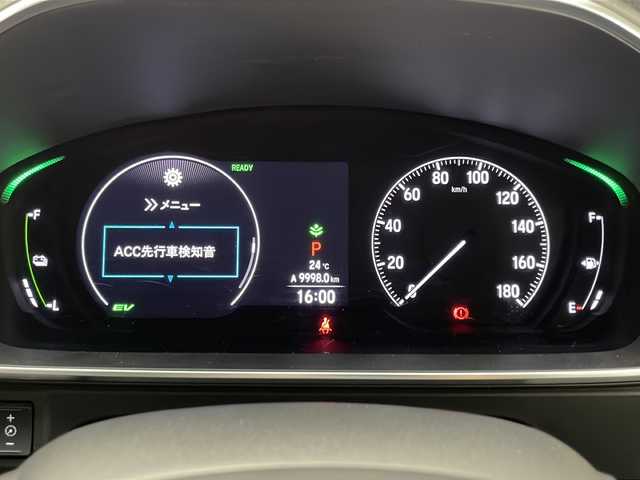 ホンダ オデッセイ ハイブリッド e:HEVアブソルート EX 宮崎県 2021(令3)年 3.9万km プラチナホワイトパール 禁煙車/ホンダセンシング/純正10型ナビTV/（VXU-217DYi/CD/DVD/Bluetooth/フルセグTV)/純正11/6型リアフリップダウンモニター/（VM-185EN）/純正ビルトイン2.0ETC/純正ドライブレコーダー/純正LEDオートライト/純正LEDフォグ/純正18インチアルミ/純正フロアマット/両側電動スライドドア/アダプティブクルーズコントロール/レーンディパーチャーアラート/ブラインドスポットモニター/クリアランスソナー/黒本革シート/ウッド調パネル/全方位モニター/パワーバックドア/前席パワーシート/Wオートエアコン/本革巻ハンドル/スマートキー/プッシュエンジンスタート/新車時保証書/取扱い説明書