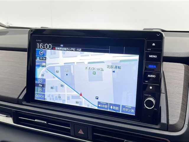 ホンダ オデッセイ ハイブリッド e:HEVアブソルート EX 宮崎県 2021(令3)年 3.9万km プラチナホワイトパール 禁煙車/ホンダセンシング/純正10型ナビTV/（VXU-217DYi/CD/DVD/Bluetooth/フルセグTV)/純正11/6型リアフリップダウンモニター/（VM-185EN）/純正ビルトイン2.0ETC/純正ドライブレコーダー/純正LEDオートライト/純正LEDフォグ/純正18インチアルミ/純正フロアマット/両側電動スライドドア/アダプティブクルーズコントロール/レーンディパーチャーアラート/ブラインドスポットモニター/クリアランスソナー/黒本革シート/ウッド調パネル/全方位モニター/パワーバックドア/前席パワーシート/Wオートエアコン/本革巻ハンドル/スマートキー/プッシュエンジンスタート/新車時保証書/取扱い説明書
