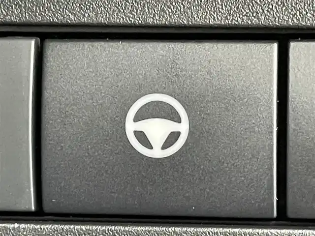 日産 セレナ e－パワー ハイウェイスター V 群馬県 2025(令7)年 0.1万km未満 プリズムホワイト 登録済未使用車　社外７インチナビ　アラウンドビューモニター　プロパイロット　レーンキープアシスト　エマージェンシーブレーキ　両側パワースライドドア　デジタルインナーミラー　ＬＥＤヘッドライト　ステリモ