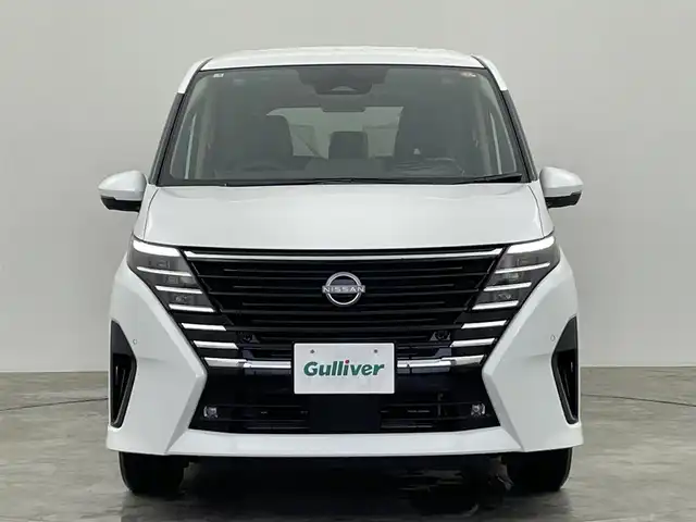 日産 セレナ e－パワー ハイウェイスター V 群馬県 2025(令7)年 0.1万km未満 プリズムホワイト 登録済未使用車　社外７インチナビ　アラウンドビューモニター　プロパイロット　レーンキープアシスト　エマージェンシーブレーキ　両側パワースライドドア　デジタルインナーミラー　ＬＥＤヘッドライト　ステリモ
