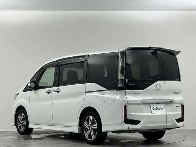 ホンダ ステップワゴン スパーダ eHEV G EXホンダS 埼玉県 2021(令3)年 4.3万km プラチナホワイトパール 純正10インチナビ　CD DVD BT　フルセグ　バックカメラ　ETC2.0　ドラレコ　LEDオートライト　ホンダセンシング　レーダークルコン　両側パワスラ　ハーフレザーシート　シートヒーター　