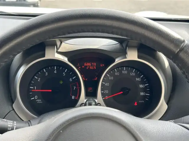 日産 ジューク 16GT FOUR タイプV 埼玉県 2014(平26)年 6.9万km ブリリアントホワイトパール 前後ドラレコ/ターボ/純正エンジンスターター/フルセグ/CD/DVD/ETC