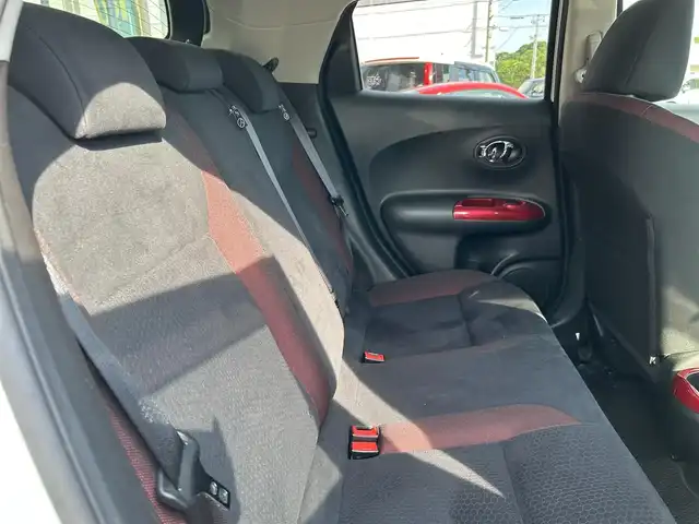 日産 ジューク 16GT FOUR タイプV 埼玉県 2014(平26)年 6.9万km ブリリアントホワイトパール 前後ドラレコ/ターボ/純正エンジンスターター/フルセグ/CD/DVD/ETC