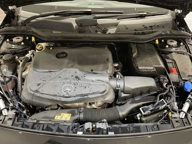 メルセデス・ベンツ ＧＬＡ２２０ 4マチック 新潟県 2018(平30)年 3.7万km コスモスブラック レーダーセーフティパッケージ/-ブラインドスポットアシスト/-アクティブディスタンスアシストディストロニック /-レーンキーピングアシスト/-PRE SAFE/純正HDDナビ/(CD/DVD/Bluetooth/USB/フルセグTV)/バックカメラ/ETC/ドライブレコーダー/レザーシート/シートヒーター/パドルシフト/純正18インチアルミホイール/LEDヘッドライト/パークトロニック/キーレスゴー/ダウンヒルアシスト /アイドリングストップ