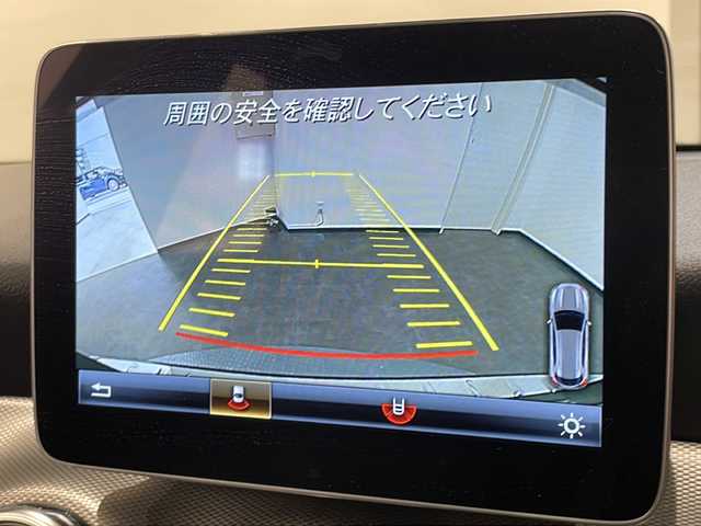 メルセデス・ベンツ ＧＬＡ２２０ 4マチック 新潟県 2018(平30)年 3.7万km コスモスブラック レーダーセーフティパッケージ/-ブラインドスポットアシスト/-アクティブディスタンスアシストディストロニック /-レーンキーピングアシスト/-PRE SAFE/純正HDDナビ/(CD/DVD/Bluetooth/USB/フルセグTV)/バックカメラ/ETC/ドライブレコーダー/レザーシート/シートヒーター/パドルシフト/純正18インチアルミホイール/LEDヘッドライト/パークトロニック/キーレスゴー/ダウンヒルアシスト /アイドリングストップ