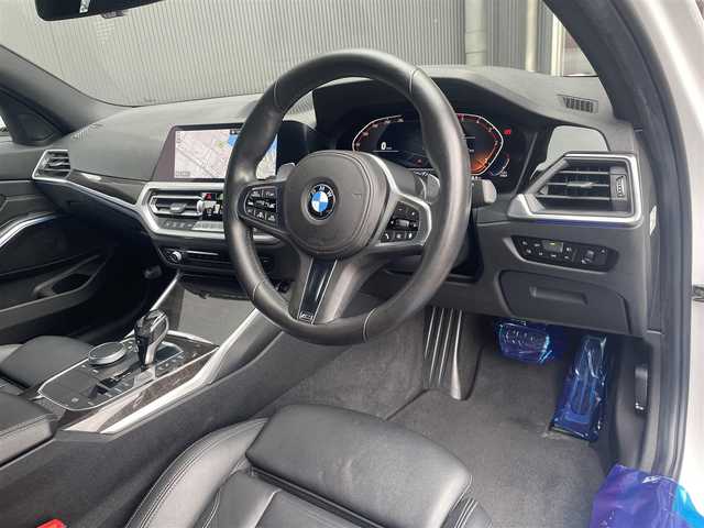 ＢＭＷ ＢＭＷ ３２０ｄ xDrive Mスポーツ 香川県 2019(令1)年 2.3万km 白 純正ナビ（BT、USB）/360度カメラ/前後コーナーセンサー/ACC/ETC/黒本革レザーシート/パワーシート/シートヒーター/前後ドライブレコーダー/アンビエントライト/19インチAW