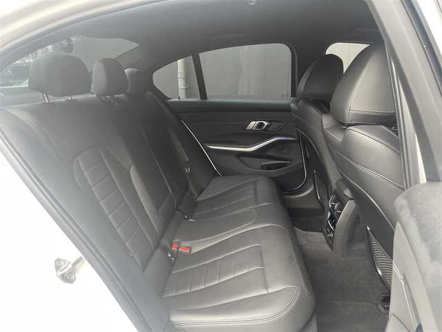 ＢＭＷ ＢＭＷ ３２０ｄ xDrive Mスポーツ 香川県 2019(令1)年 2.3万km 白 純正ナビ（BT、USB）/360度カメラ/前後コーナーセンサー/ACC/ETC/黒本革レザーシート/パワーシート/シートヒーター/前後ドライブレコーダー/アンビエントライト/19インチAW
